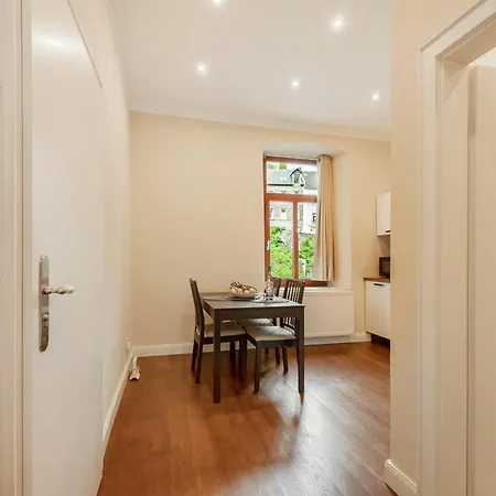 Alte Stadtvilla Am Weinberg 2 Апартаменты Трабен-Трарбах