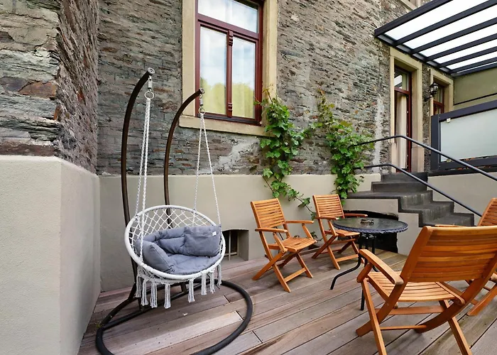 Alte Stadtvilla Am Weinberg 2 アパート トラーベン・トラールバッハ